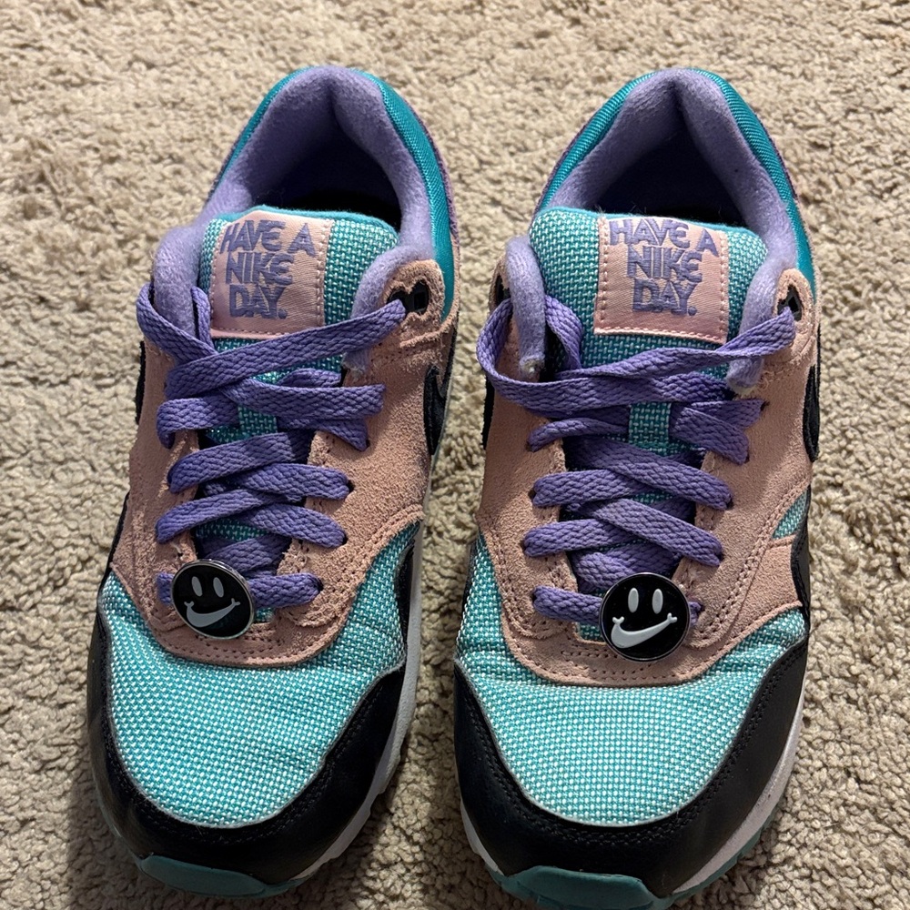 Nike Kids Turquoise, Lavender & Pink 'Have A Nike Day' Sneakers